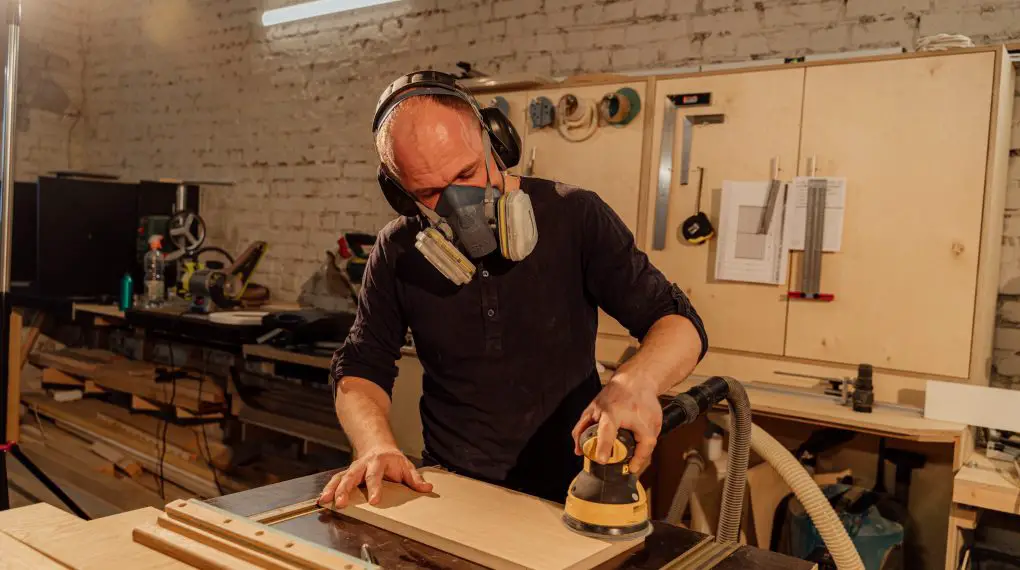 Sanding Edges of Wood