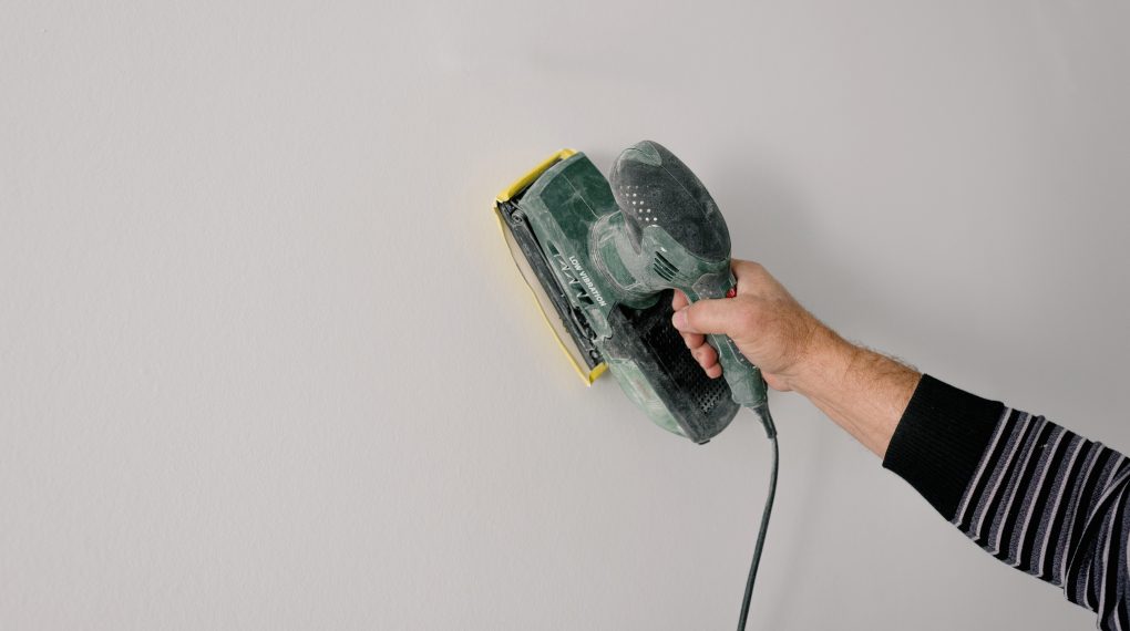 How to Sand on the Wall
