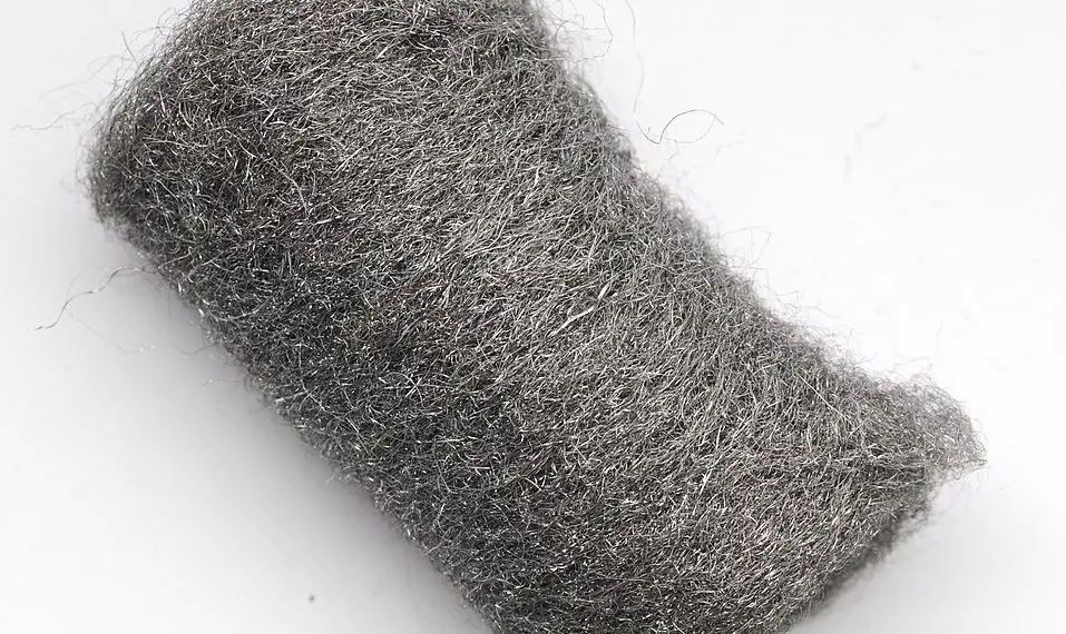 How To Sand With 0000 Steel Wool 957x570 